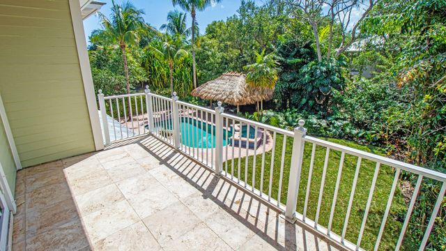 5592 SE Reef Way, Stuart, FL 34997