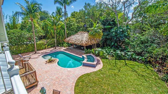 5592 SE Reef Way, Stuart, FL 34997