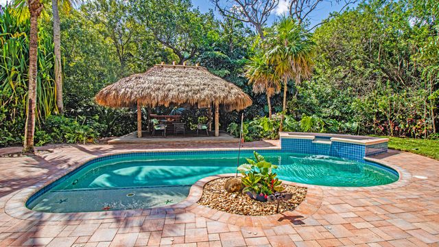 5592 SE Reef Way, Stuart, FL 34997
