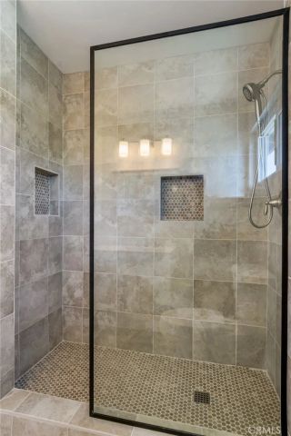 1011 Driftwood, Corona, CA 92878