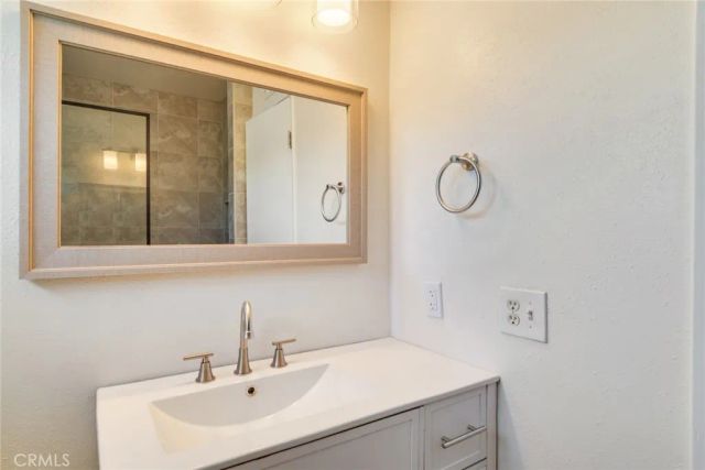 1011 Driftwood, Corona, CA 92878