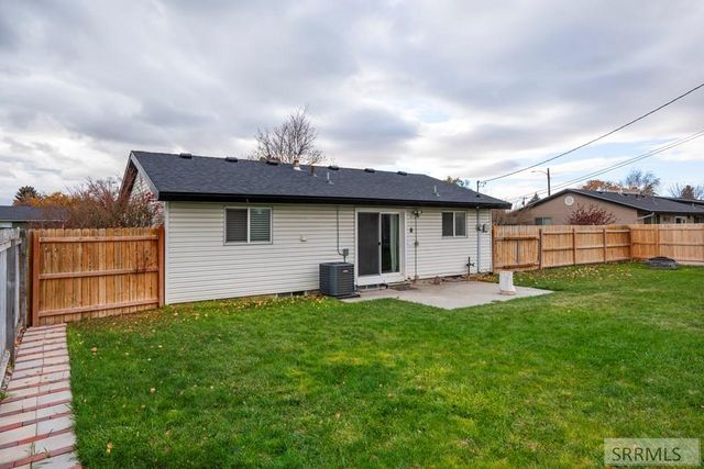 575 Collins Street, Blackfoot, ID 83221