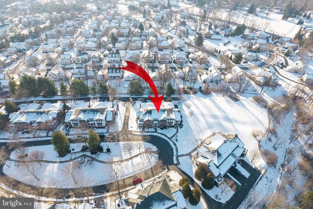 427 VINEYARD LN, Downingtown, PA 19335