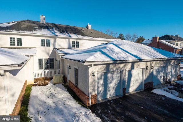 427 VINEYARD LN, Downingtown, PA 19335