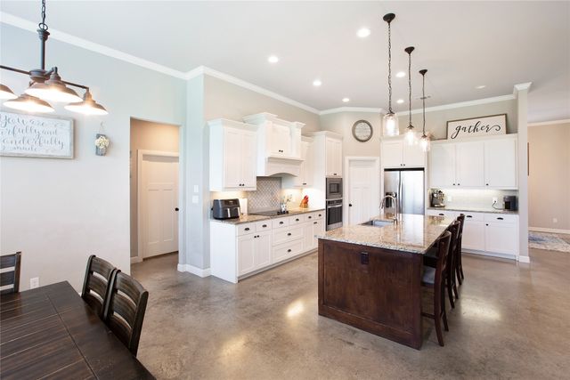 7230 Woodstream Road, Midlothian, TX 76065