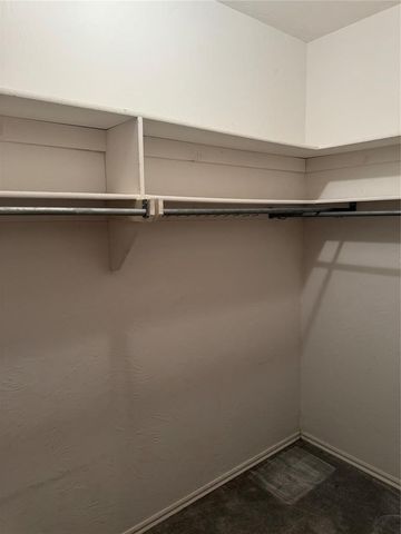 9108 Pine Creek Drive, Midwest City, OK 73130