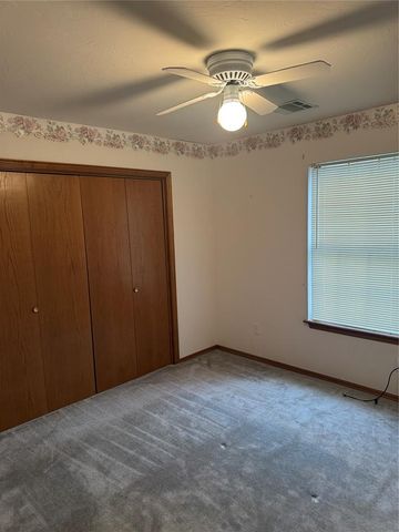 9108 Pine Creek Drive, Midwest City, OK 73130