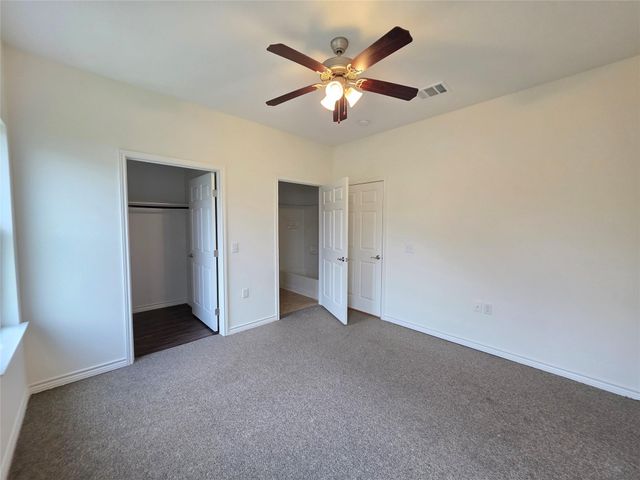 6110 White Oak Drive, Hitchcock, TX 77563