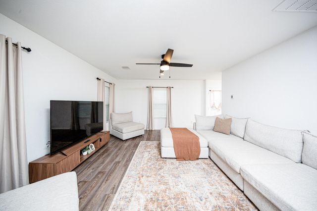 5422 Logan Dale Drive, Brookshire, TX 77423