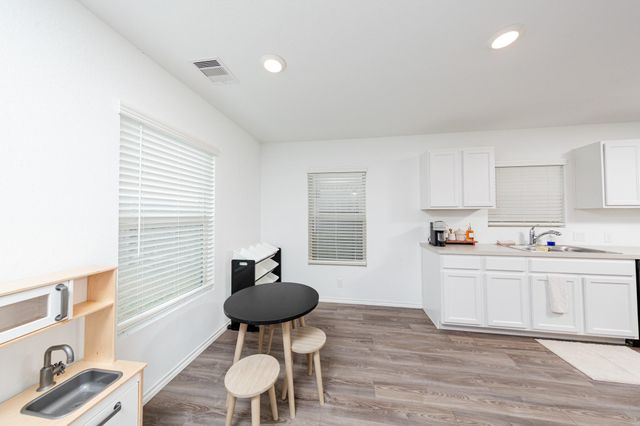 5422 Logan Dale Drive, Brookshire, TX 77423