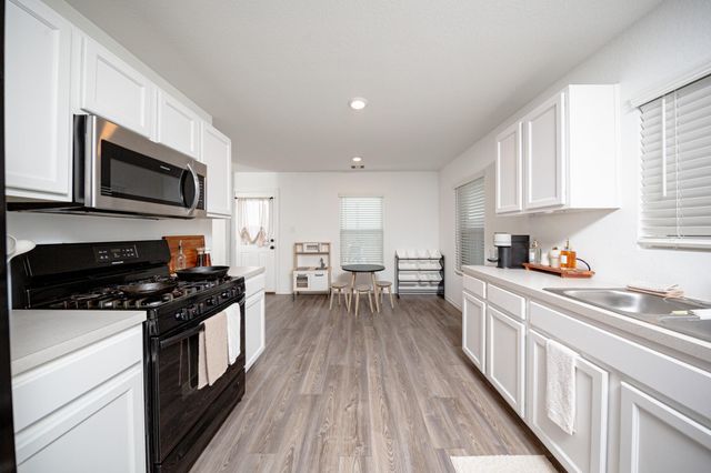 5422 Logan Dale Drive, Brookshire, TX 77423