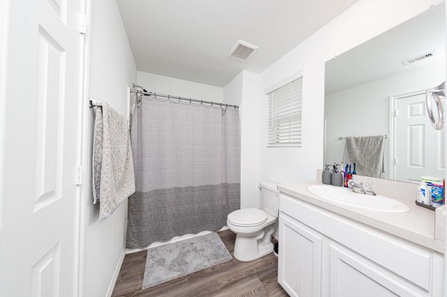 5422 Logan Dale Drive, Brookshire, TX 77423