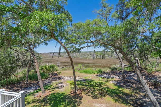 8730 Marsh Aire Lane, Edisto Island, SC 29438