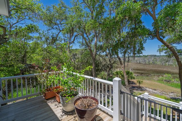 8730 Marsh Aire Lane, Edisto Island, SC 29438