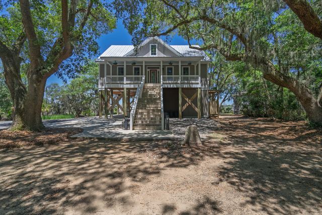8730 Marsh Aire Lane, Edisto Island, SC 29438