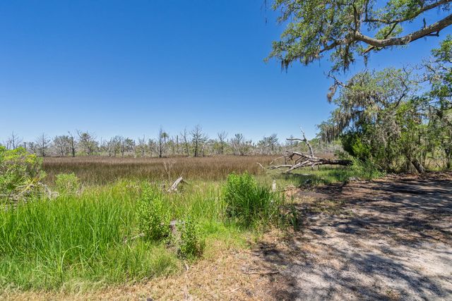 8730 Marsh Aire Lane, Edisto Island, SC 29438