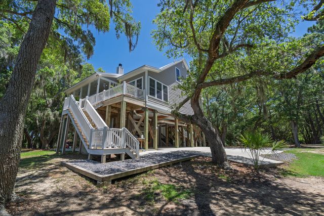 8730 Marsh Aire Lane, Edisto Island, SC 29438