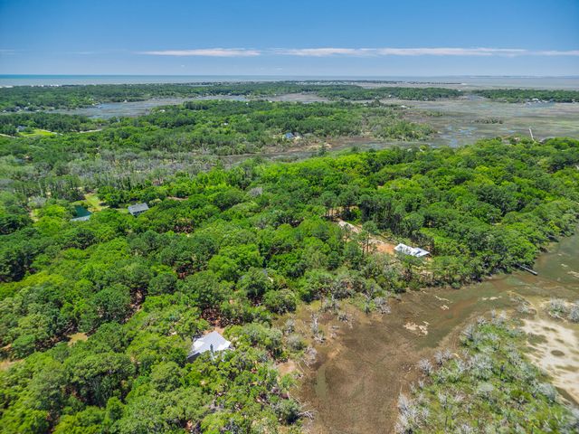 8730 Marsh Aire Lane, Edisto Island, SC 29438