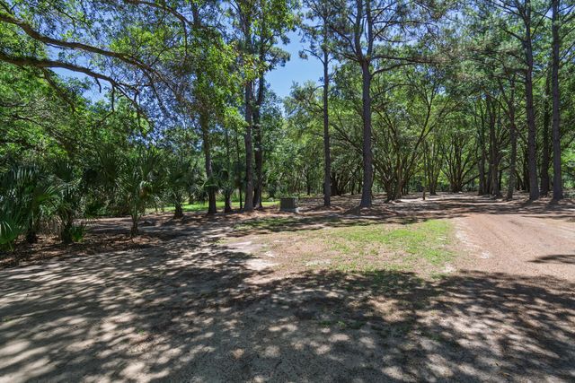 8730 Marsh Aire Lane, Edisto Island, SC 29438