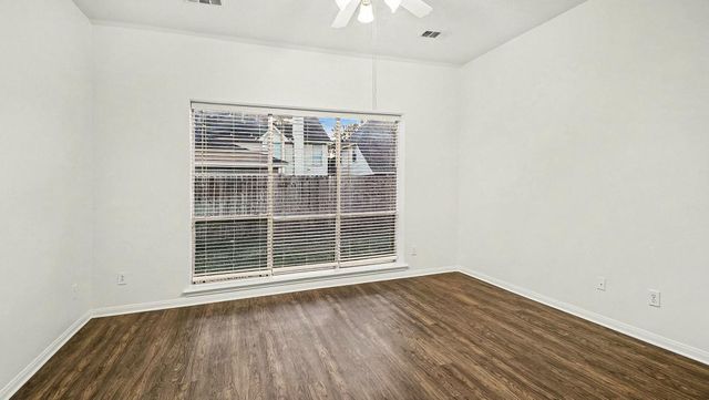 17927 Scenic Oaks Drive, Richmond, TX 77407