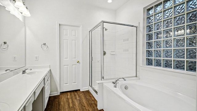 17927 Scenic Oaks Drive, Richmond, TX 77407