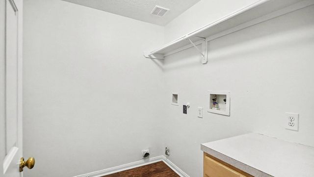 17927 Scenic Oaks Drive, Richmond, TX 77407