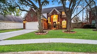 17927 Scenic Oaks Drive, Richmond, TX 77407