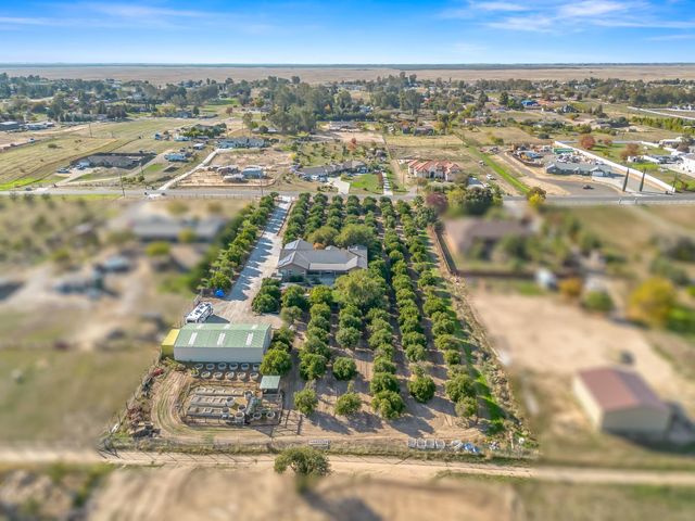 16787 Paula Road, Madera, CA 93636