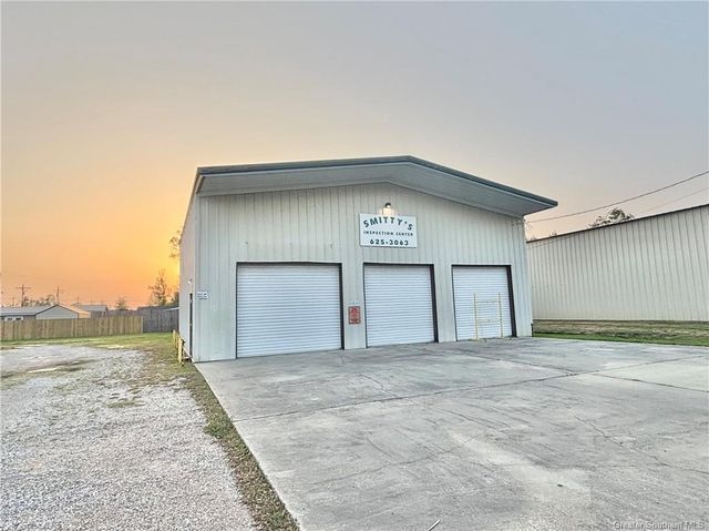307 Post Oak Road, Sulphur, LA 70663