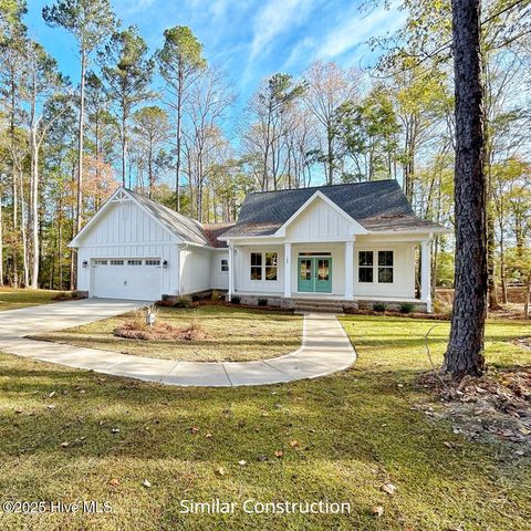128 W Burton Farm Drive, Minnesott Beach, NC 28510