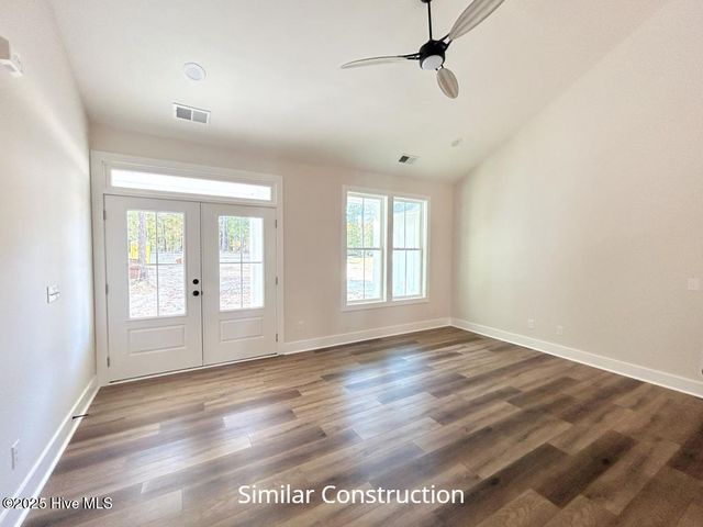 128 W Burton Farm Drive, Minnesott Beach, NC 28510