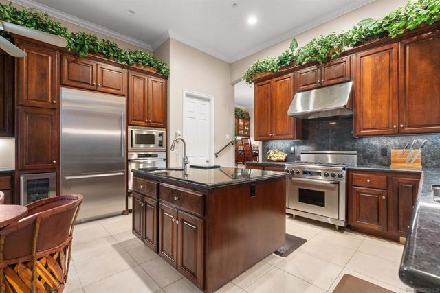 1695 Grove Rd, El Cajon, CA 92020