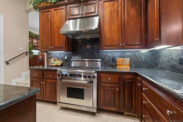 1695 Grove Rd, El Cajon, CA 92020