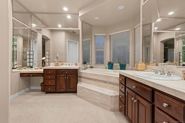1695 Grove Rd, El Cajon, CA 92020