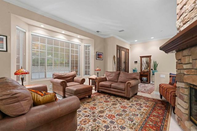 1695 Grove Rd, El Cajon, CA 92020