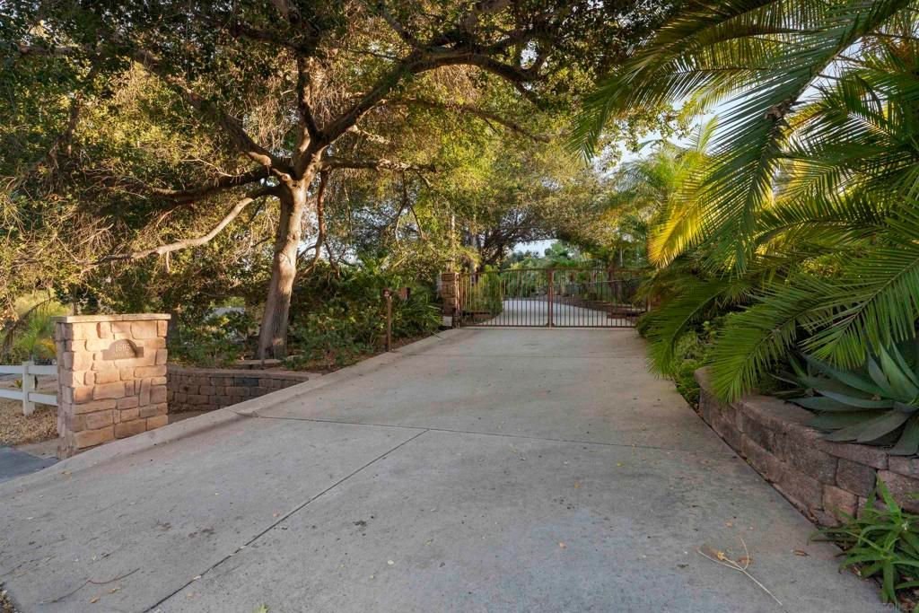 1695 Grove Rd, El Cajon, CA 92020 — photo 2