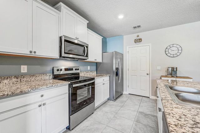 1414 Mineral Loop Drive NW, Palm Bay, FL 32907