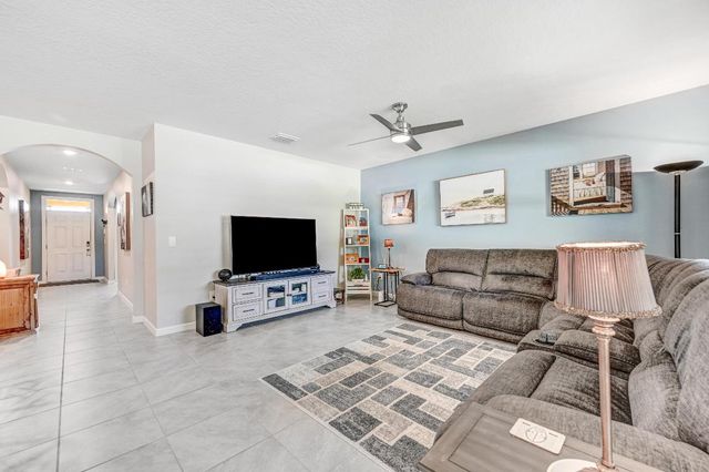 1414 Mineral Loop Drive NW, Palm Bay, FL 32907