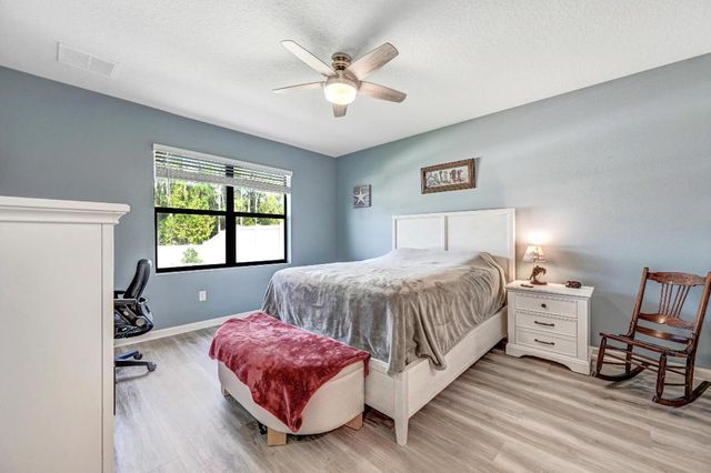 1414 Mineral Loop Drive NW, Palm Bay, FL 32907