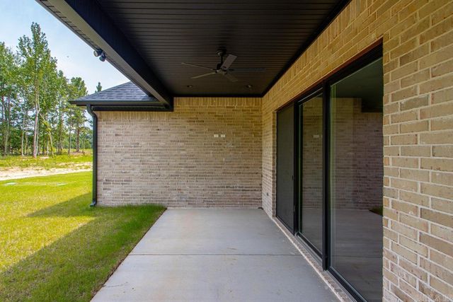 12786 W Sardis Road, Bauxite, AR 72011