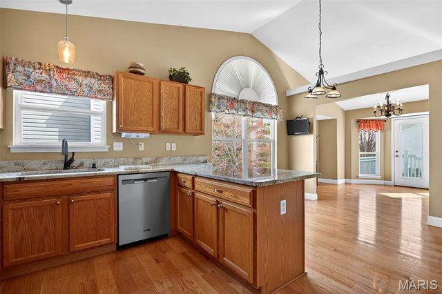 615 Thornridge Drive, O'fallon, MO 63368