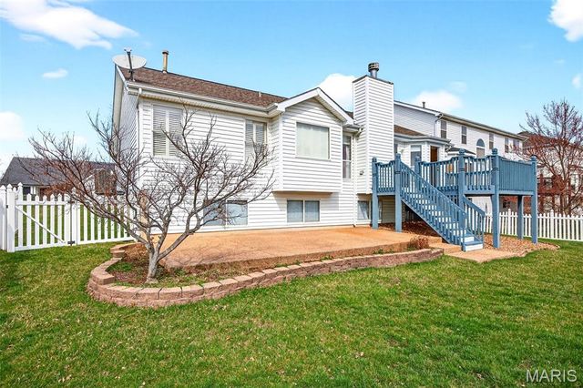 615 Thornridge Drive, O'fallon, MO 63368