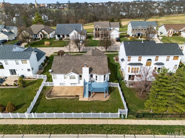 615 Thornridge Drive, O'fallon, MO 63368