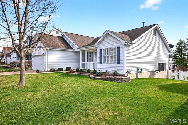 615 Thornridge Drive, O'fallon, MO 63368