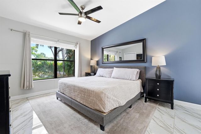5196 Greenwood Drive, Delray Beach, FL 33484