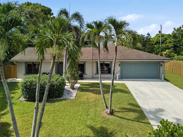 5196 Greenwood Drive, Delray Beach, FL 33484