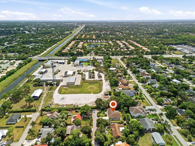 5196 Greenwood Drive, Delray Beach, FL 33484