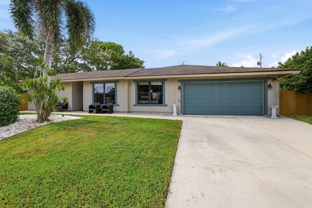 5196 Greenwood Drive, Delray Beach, FL 33484