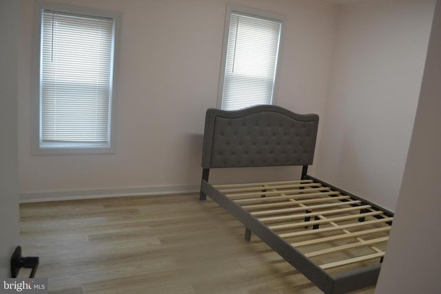 101 LEE AVE, Trenton, NJ 08618