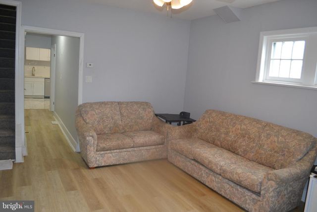 101 LEE AVE, Trenton, NJ 08618